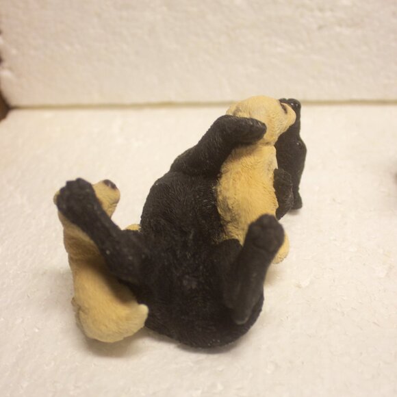 Lot of Two Miniature Labrador Figurines by Stone Critters - Picture 6 of 10